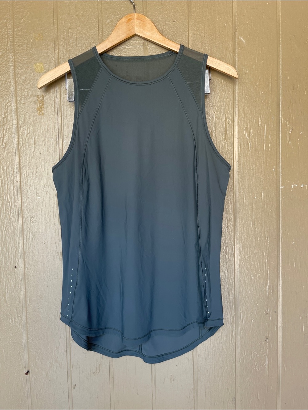 Lululemon Sculpt Sleeveless Athletic Tank Top - Dark Green Size 12